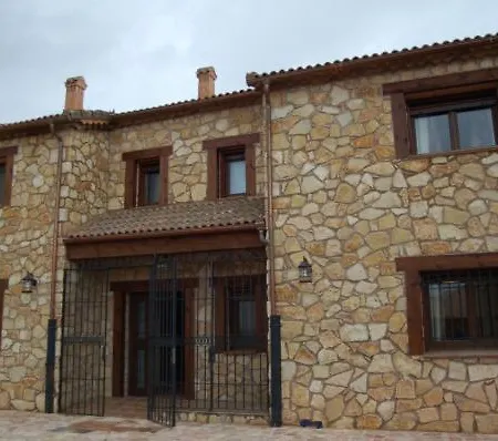 La Tenada De Sotos * Castillejo de Mesleón
